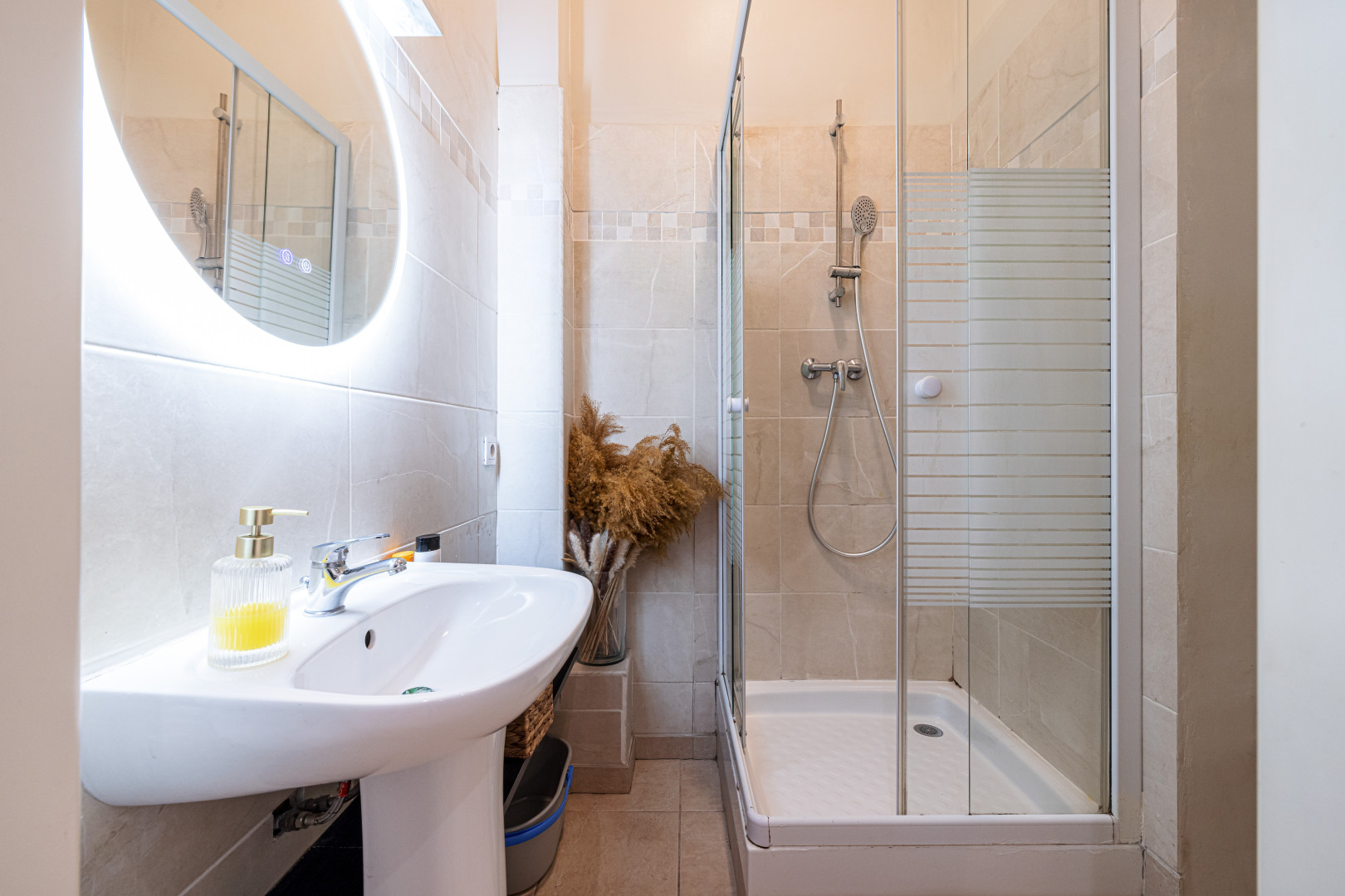 
                                                Vente
                                                 .