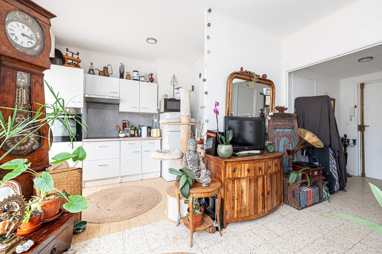 
                                                Vente
                                                 .