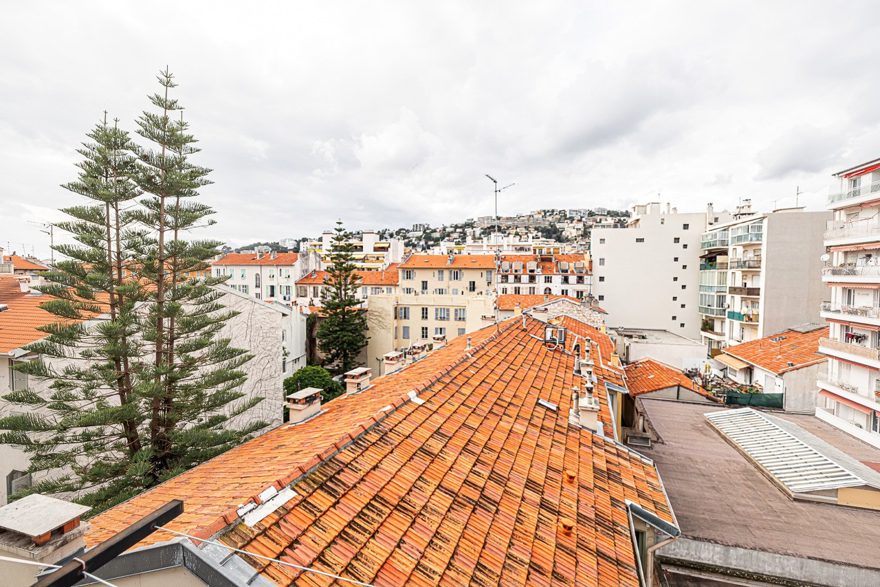 
                                                Vente
                                                 .