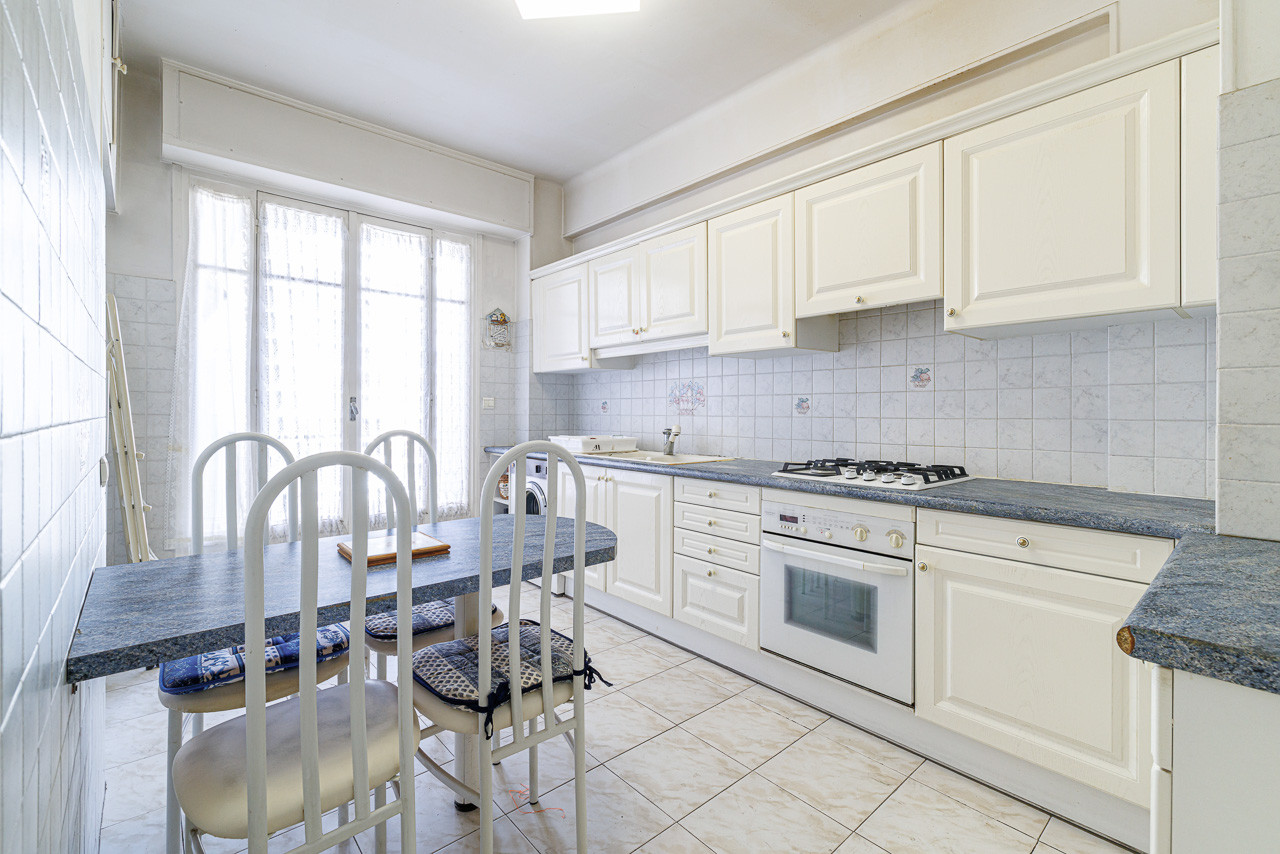 
                                                Vente
                                                 .