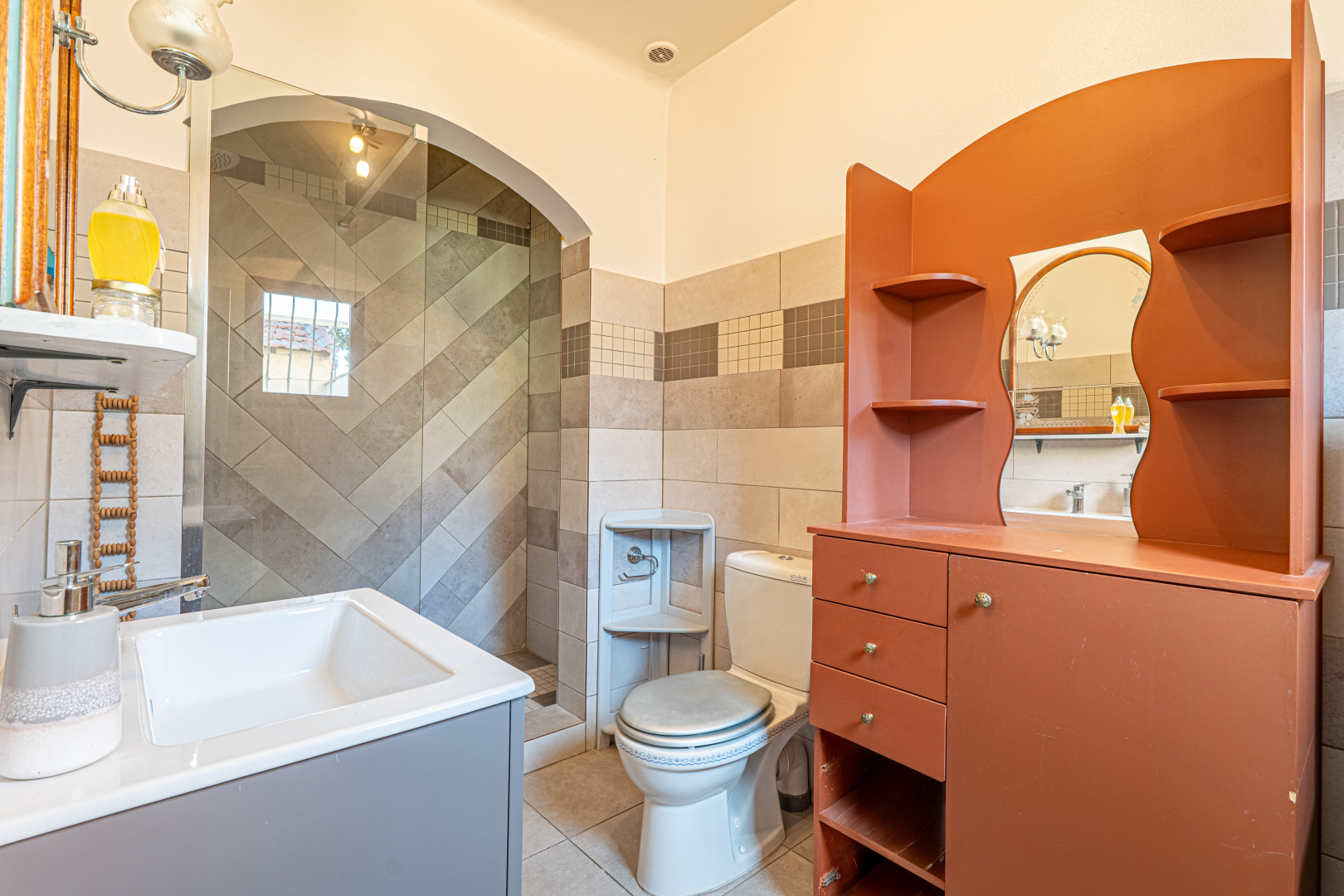 
                                                Vente
                                                 .