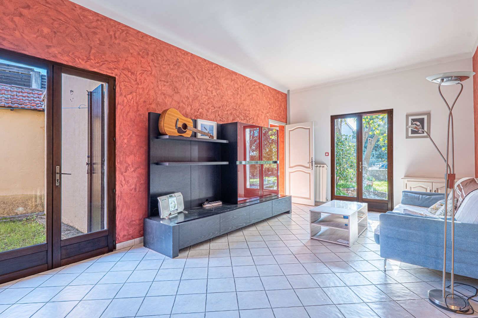 
                                                Vente
                                                 .