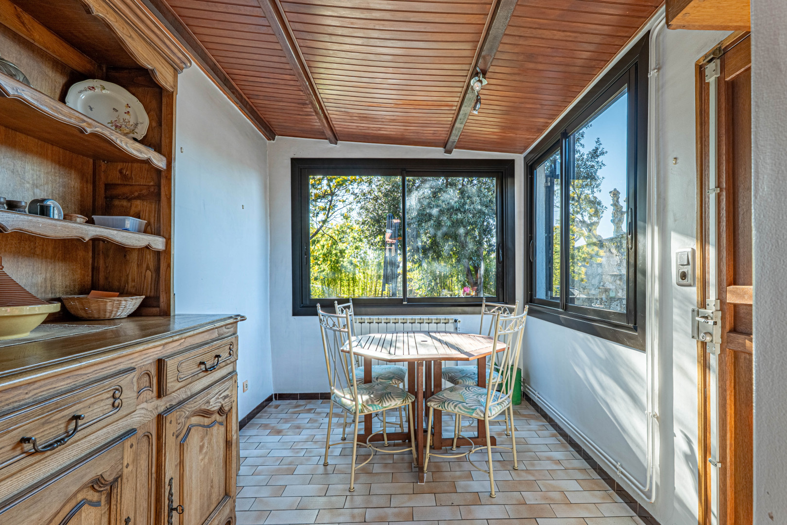 
                                                Vente
                                                 .