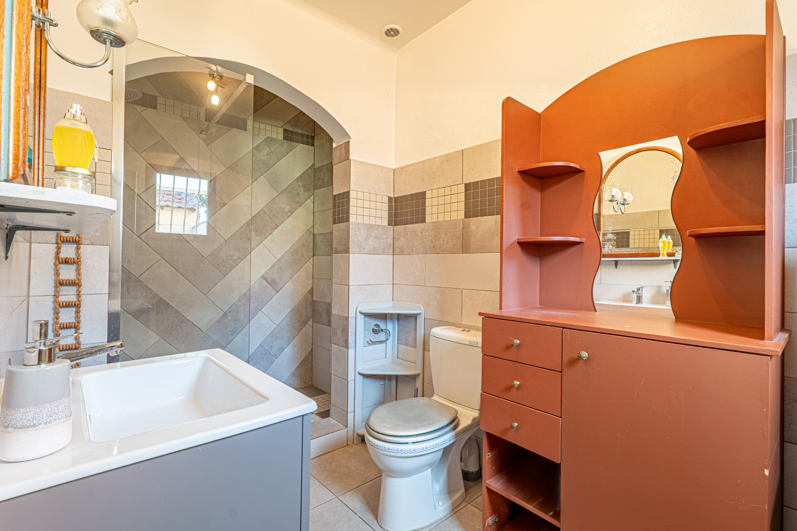 
                                                Vente
                                                 .