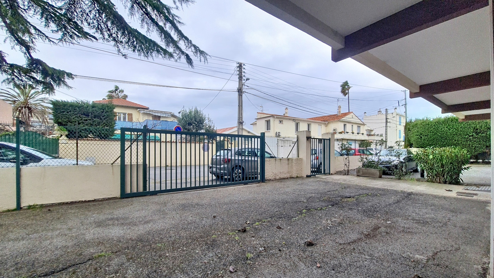 
                                                Vente
                                                 .