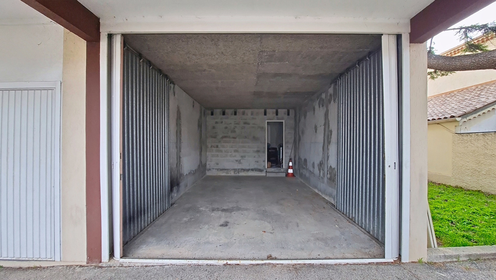 
                                                Vente
                                                 .