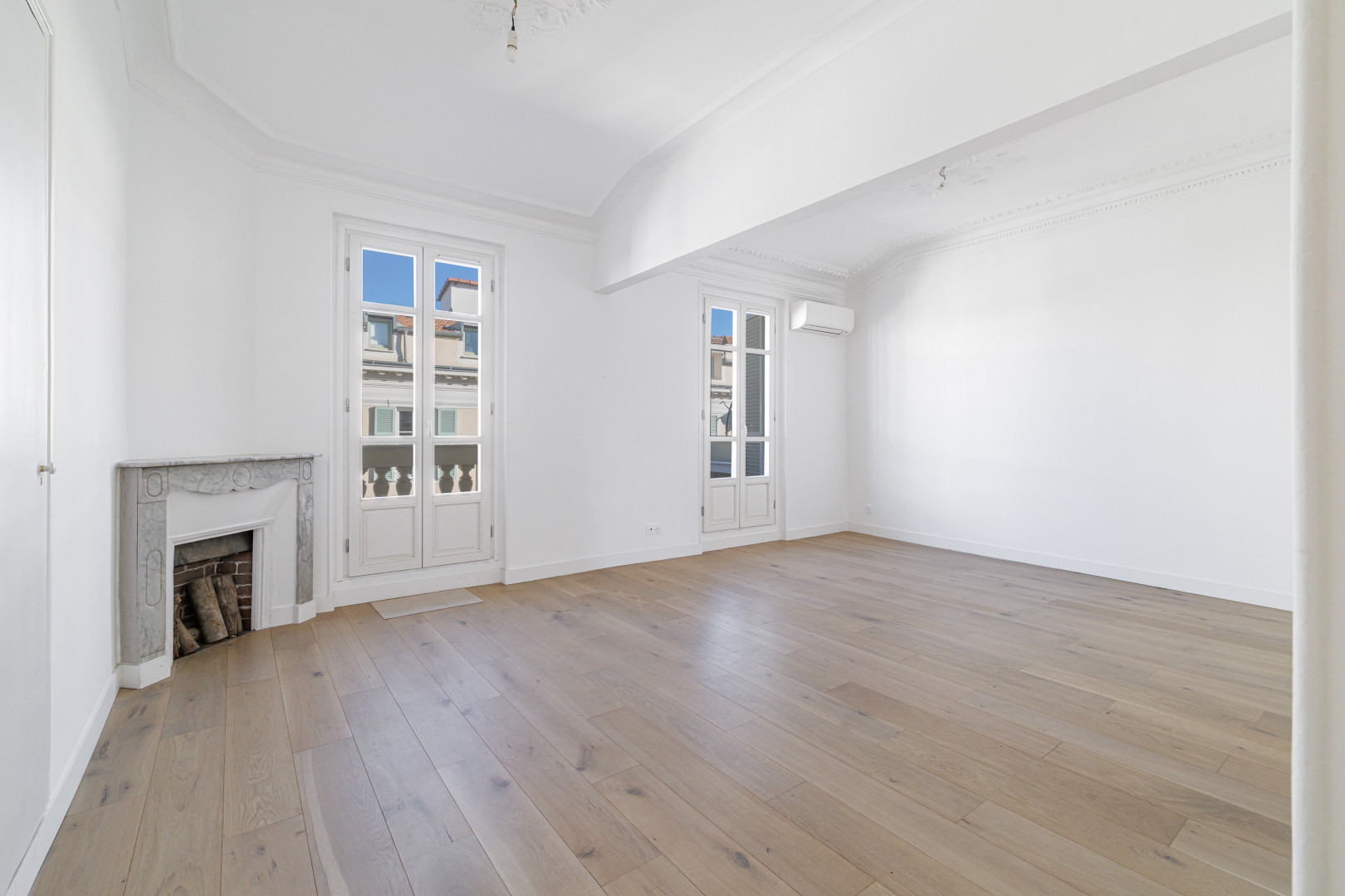 
                                                Location
                                                 .