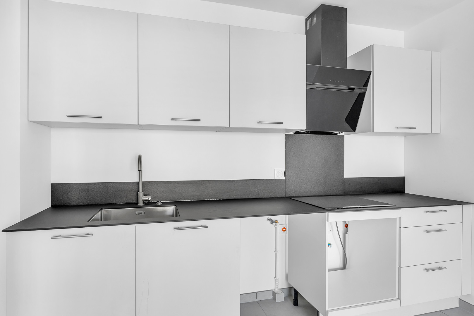 
                                                Location
                                                 .