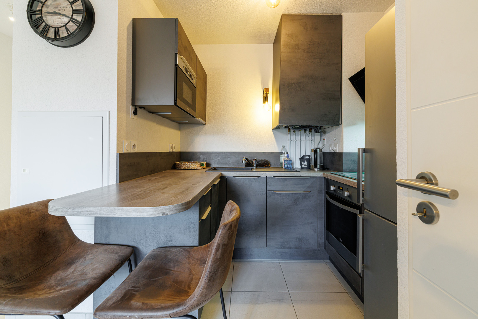 
                                                Location
                                                 .