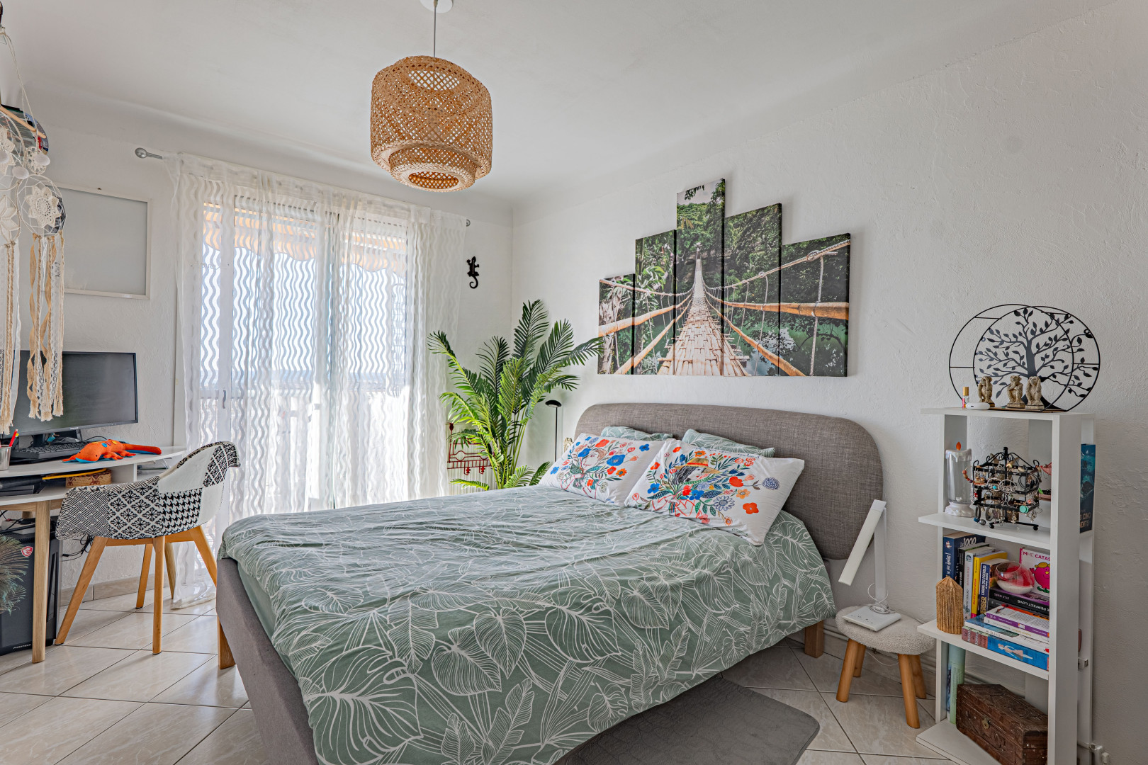 
                                                Vente
                                                 .