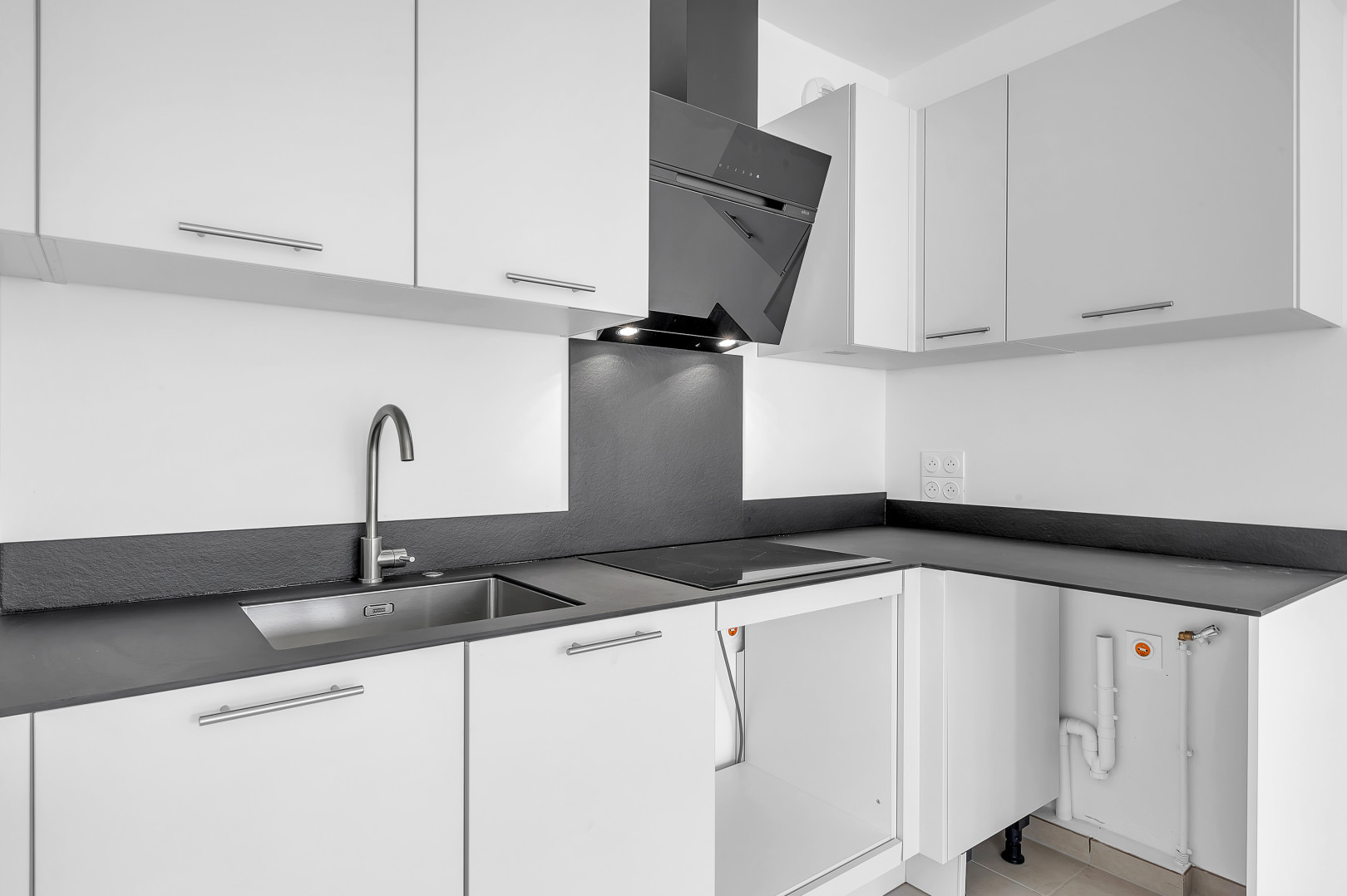 
                                                Location
                                                 .