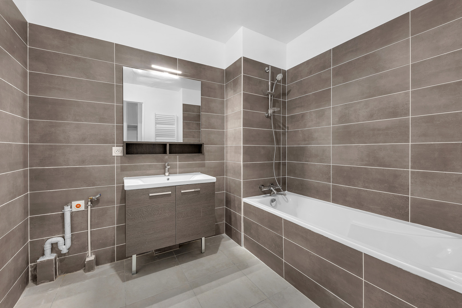 
                                                Location
                                                 .