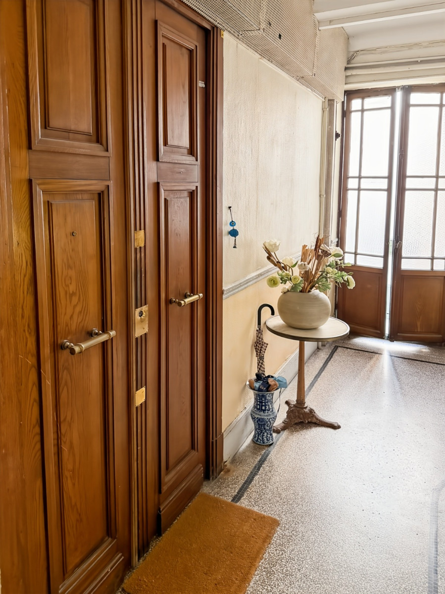 
                                                Vente
                                                 .