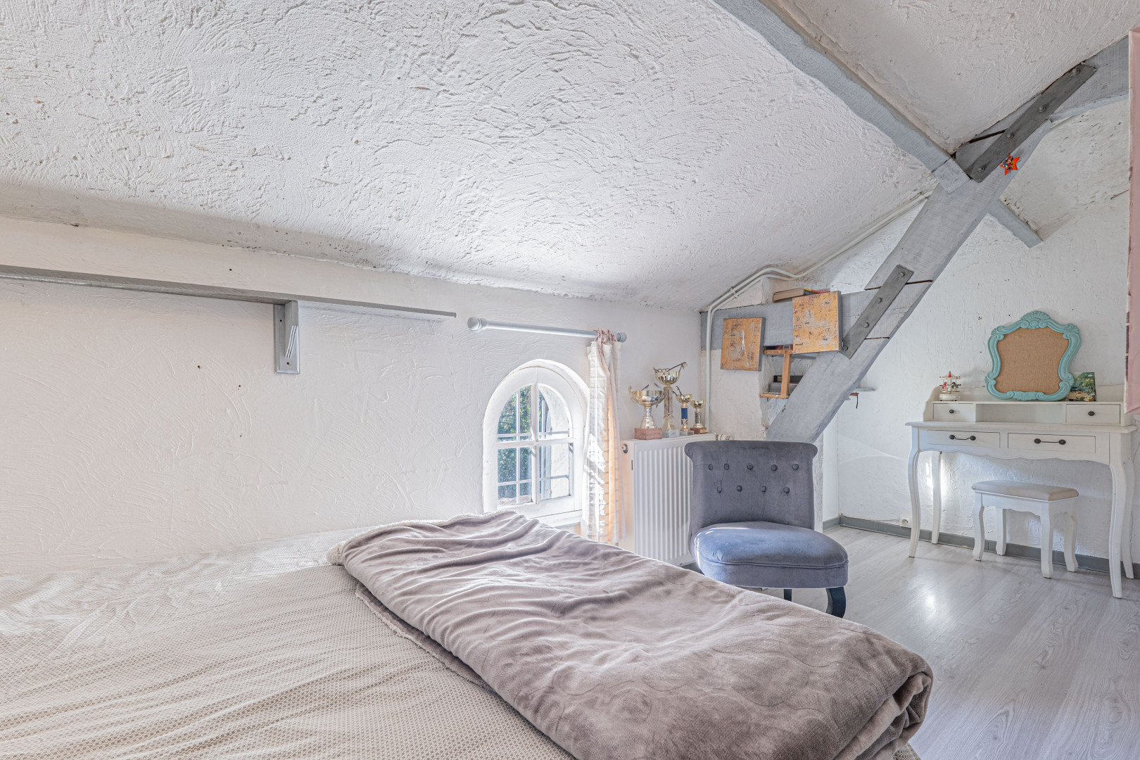 
                                                Vente
                                                 .