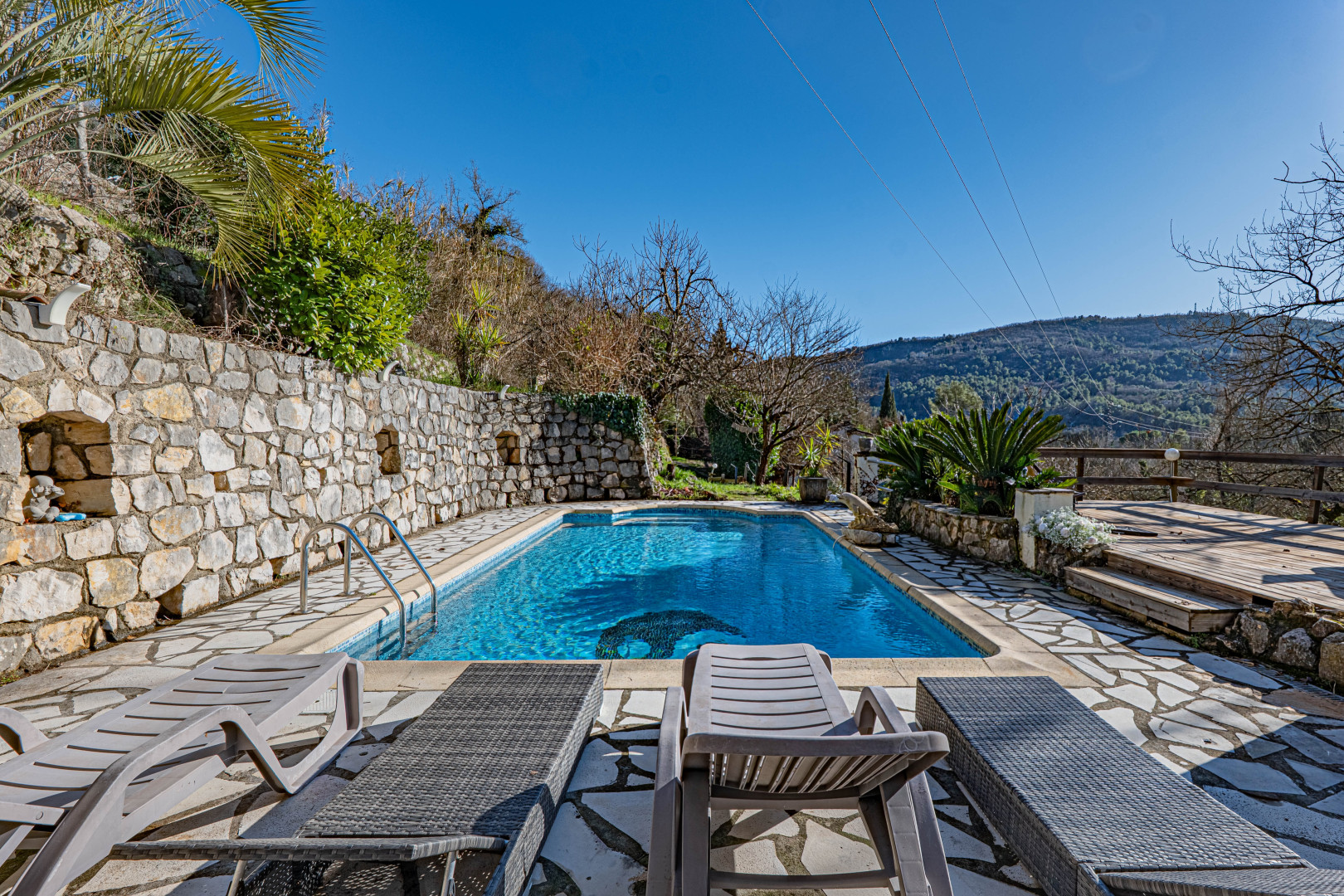 
                                                Vente
                                                 .