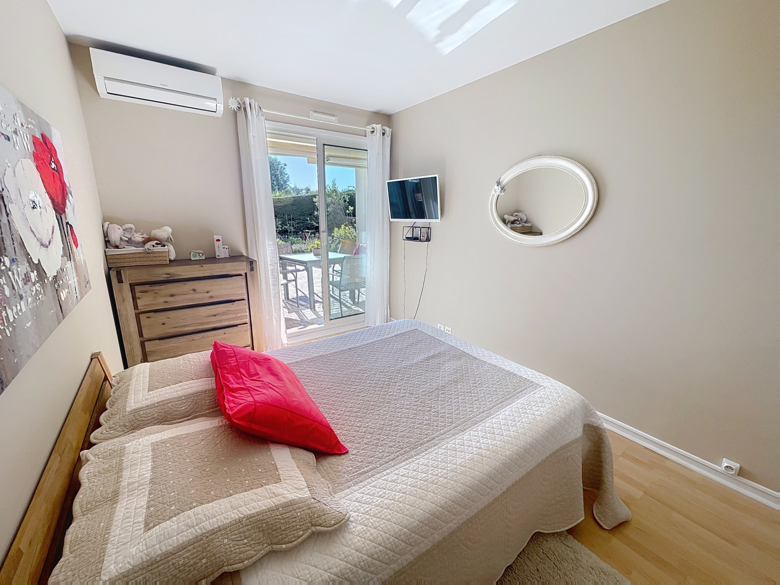 
                                                Vente
                                                 .