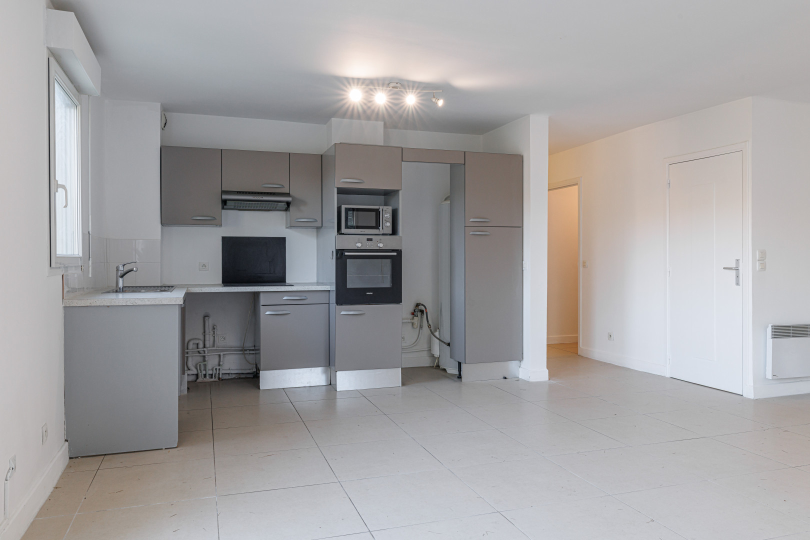 
                                                Location
                                                 .