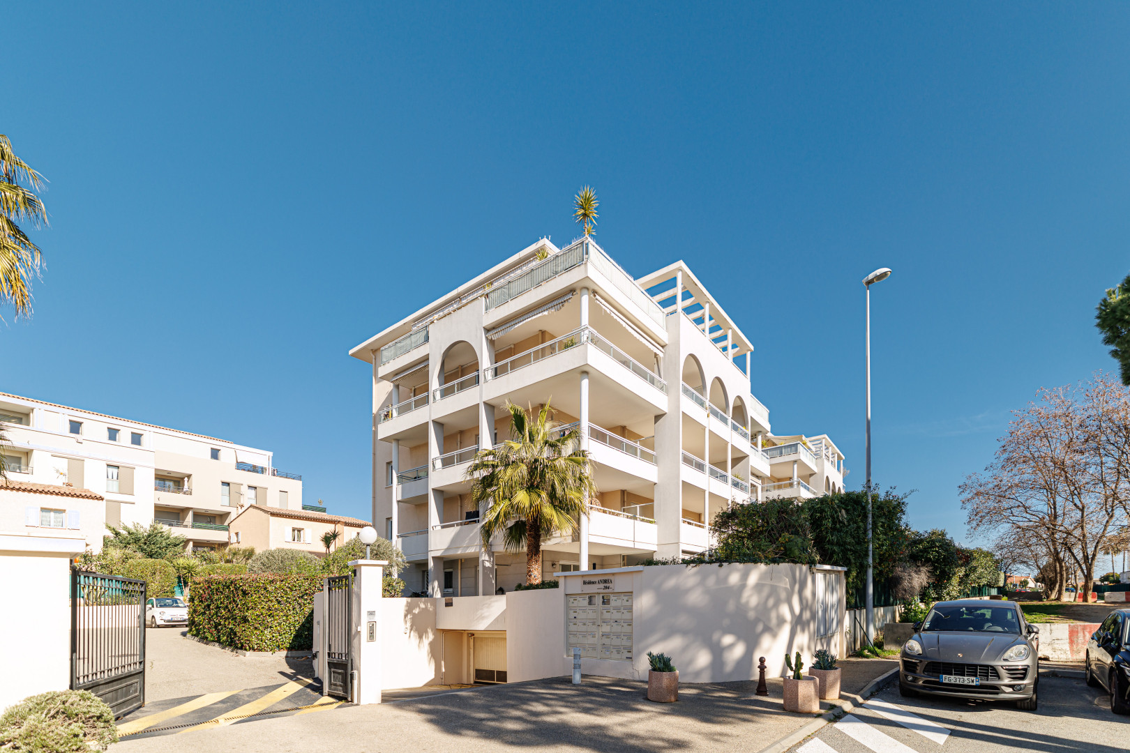 
                                                Location
                                                 .