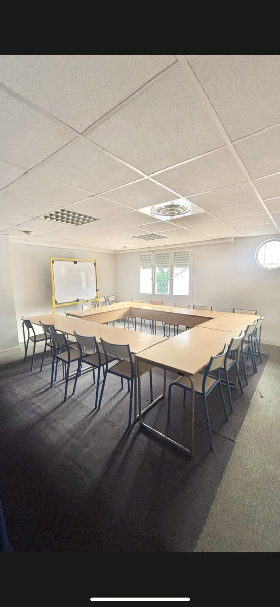 
                                                Vente
                                                 .