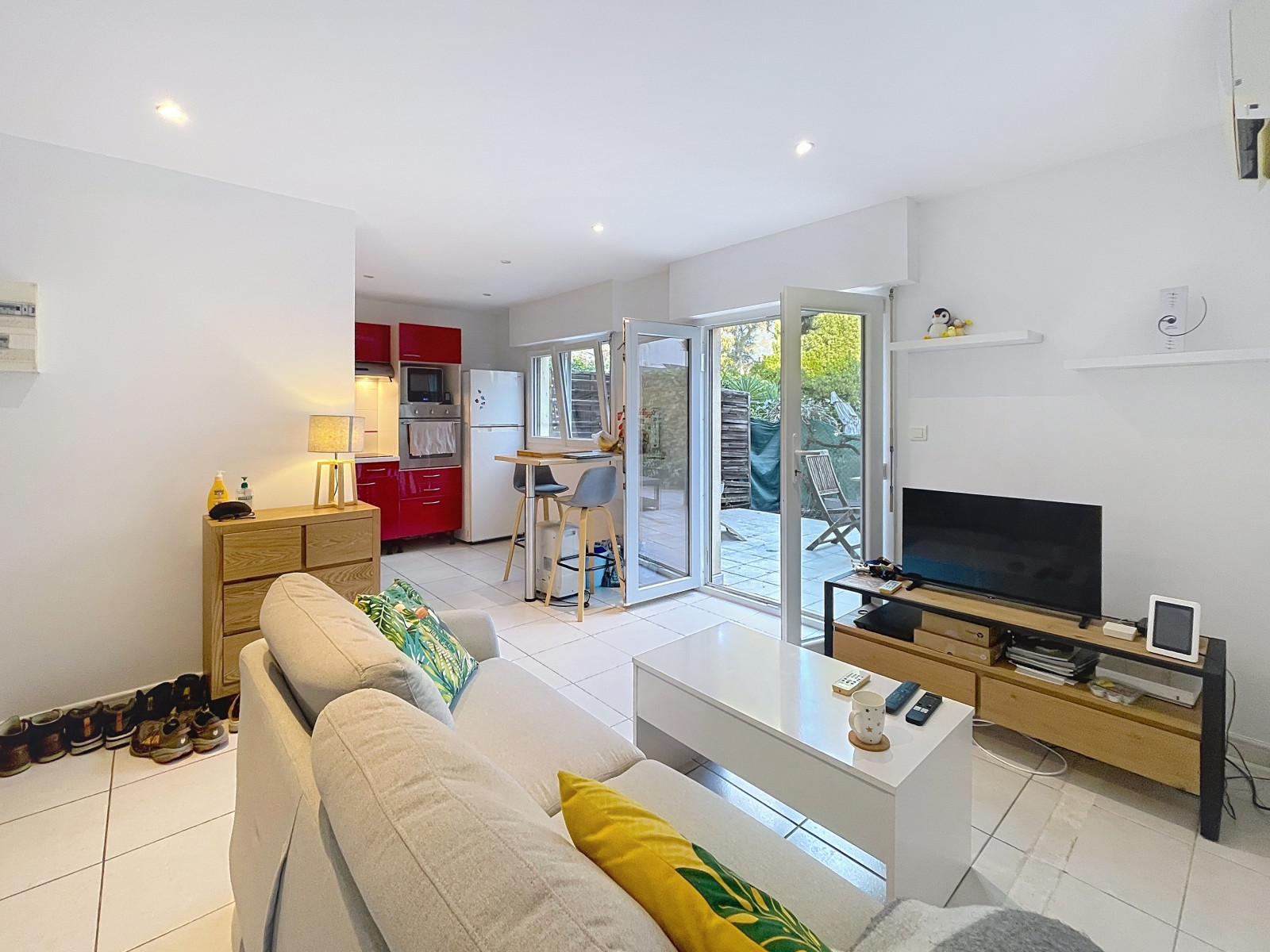 
                                                Location
                                                 .