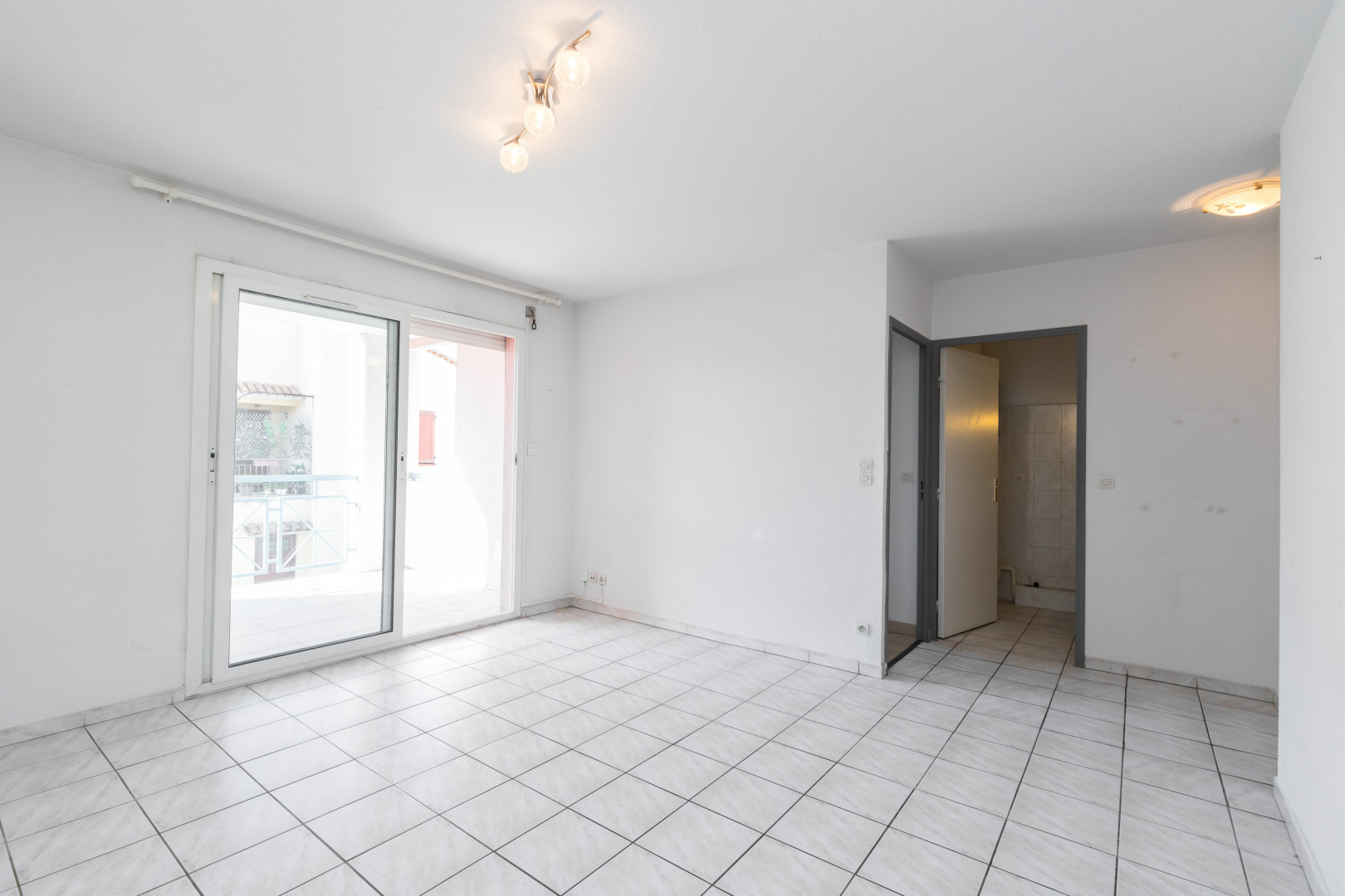 
                                                Vente
                                                 .