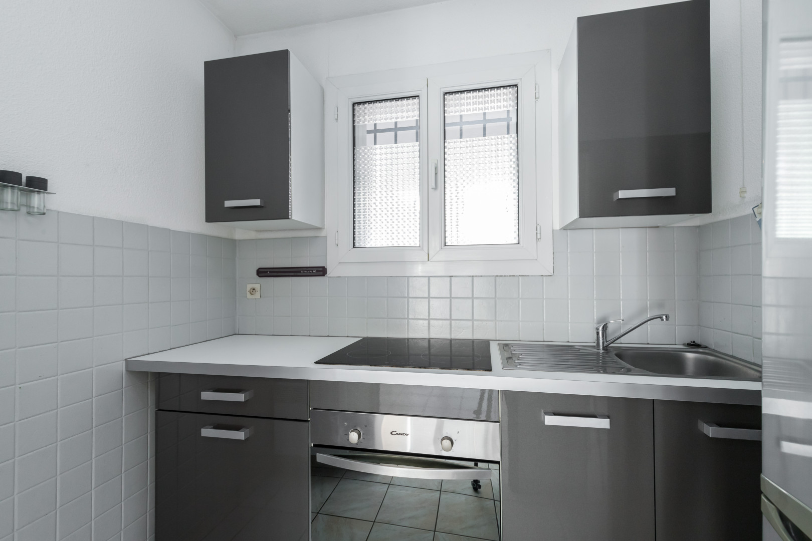 
                                                Vente
                                                 .