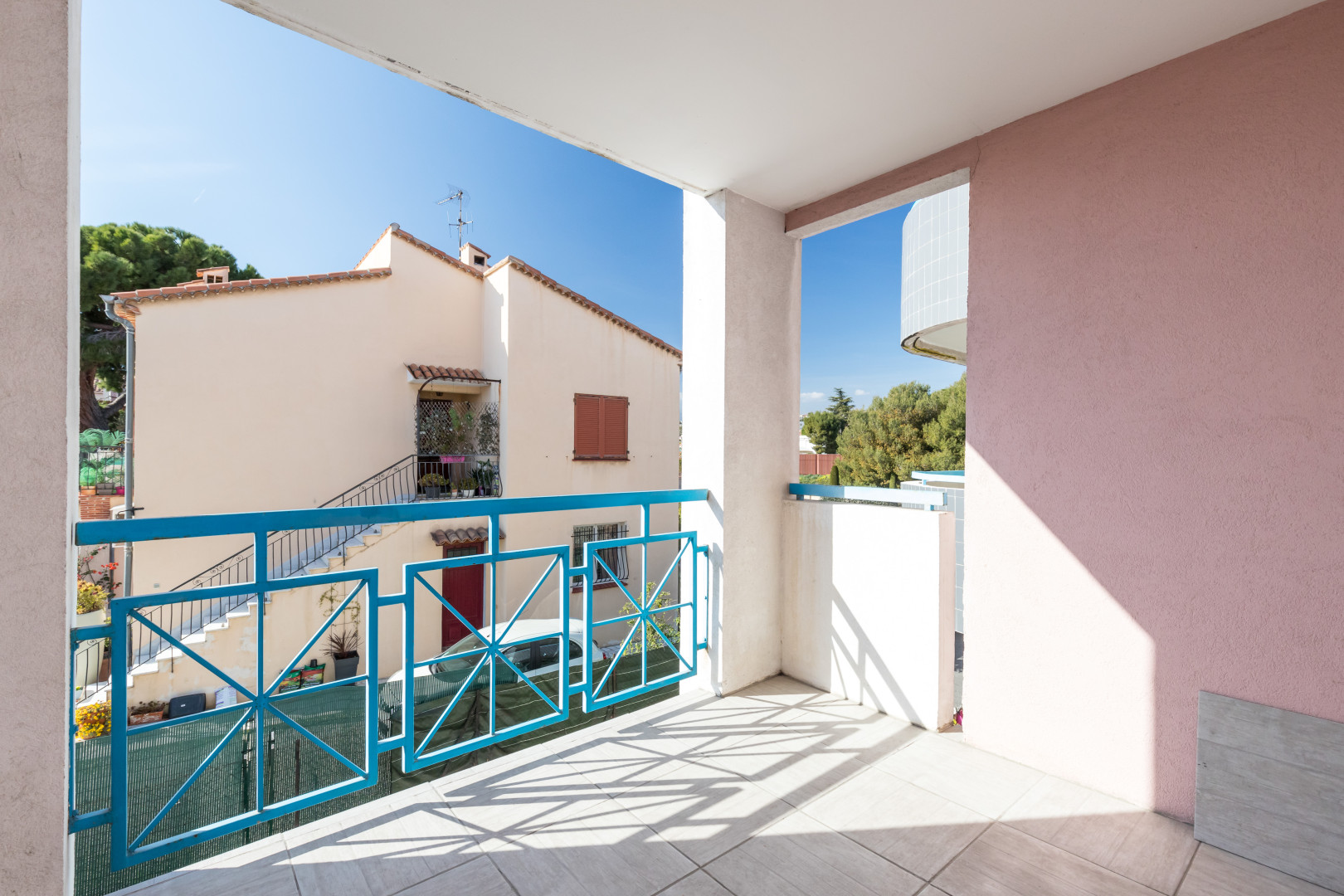 
                                                Vente
                                                 .