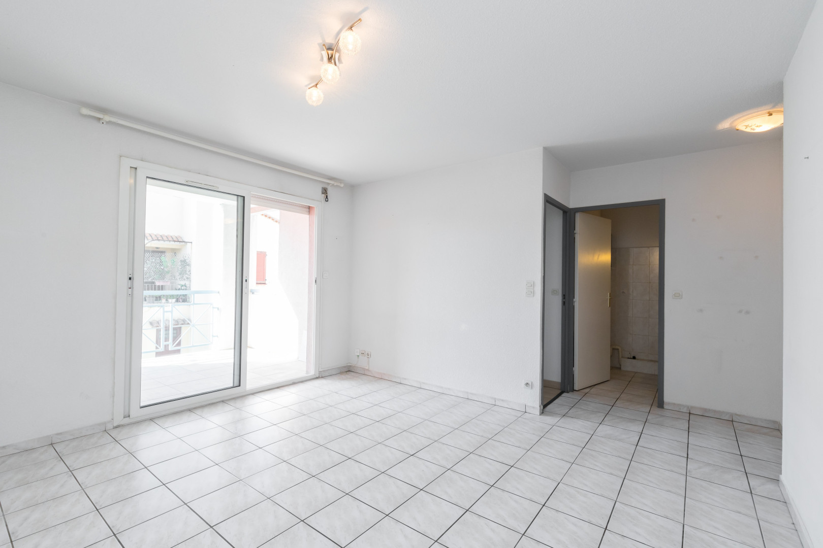 
                                                Vente
                                                 .