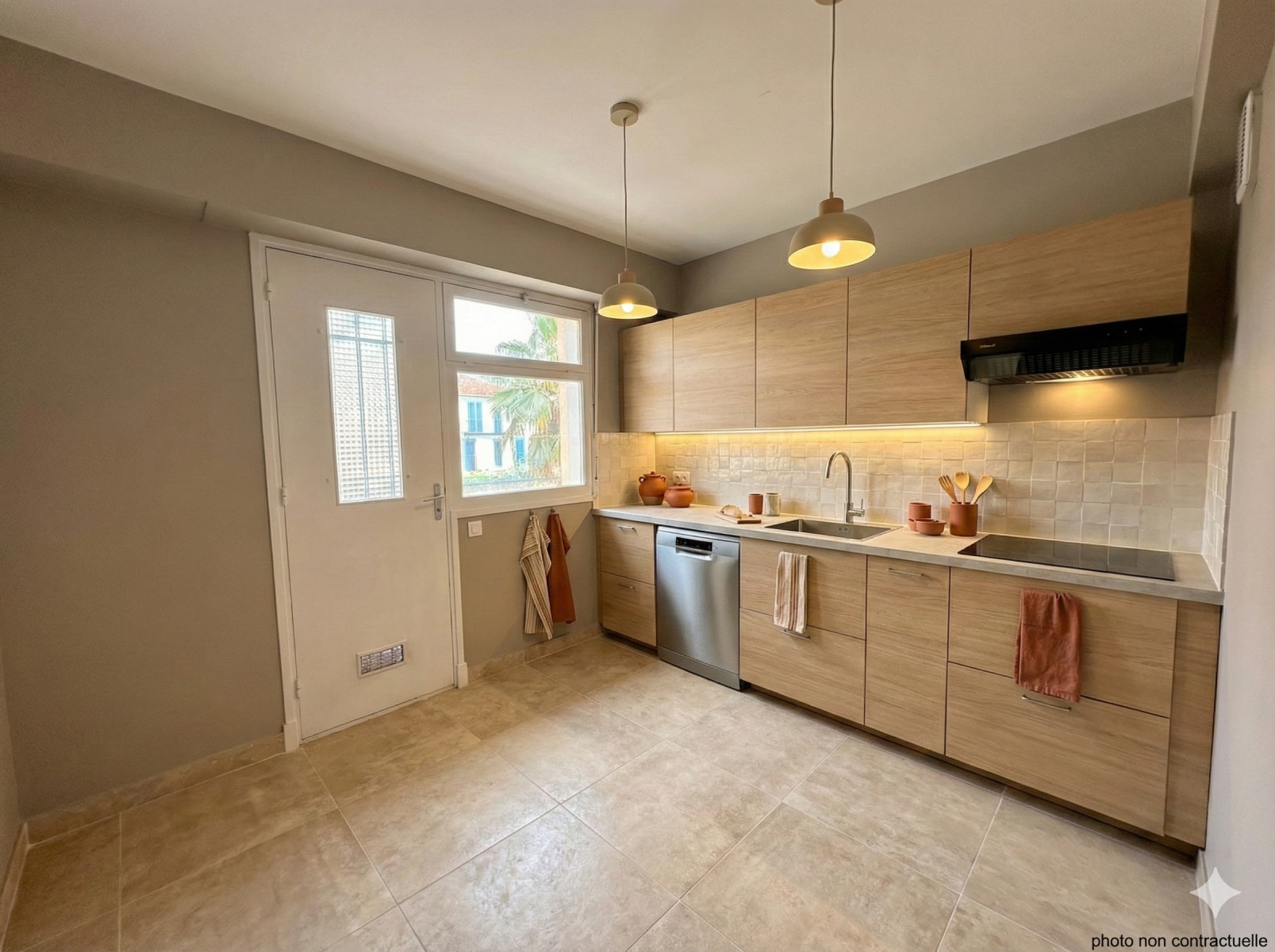 
                                                Vente
                                                 .