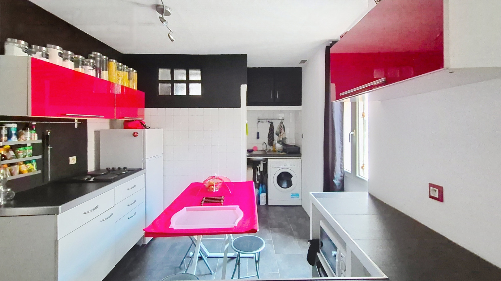 
                                                Location
                                                 .