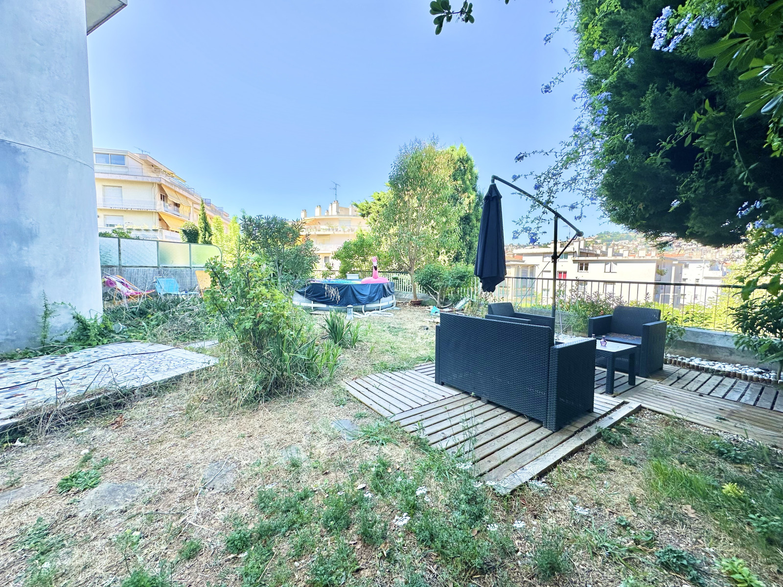 
                                                Vente
                                                 .