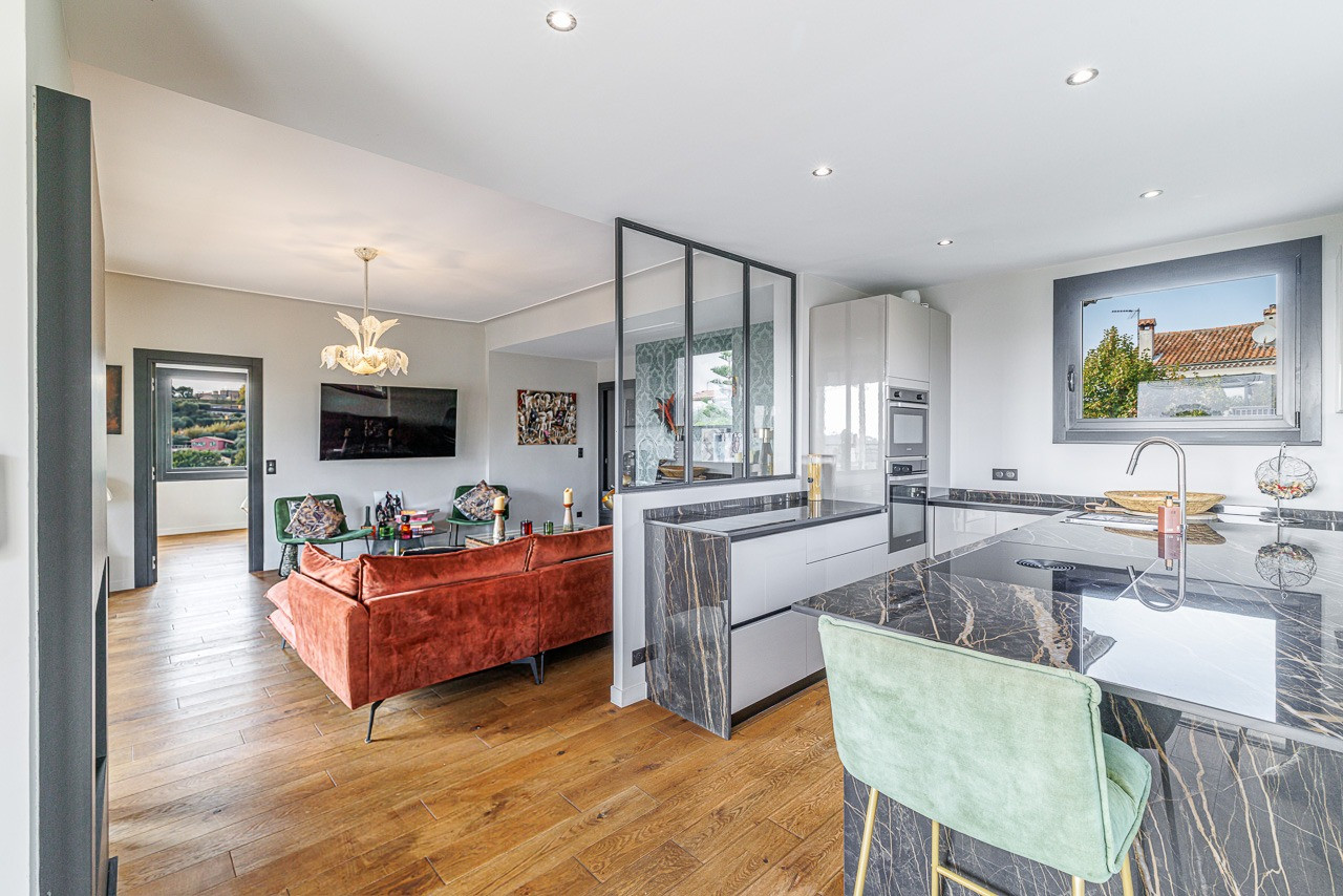 
                                                Vente
                                                 .