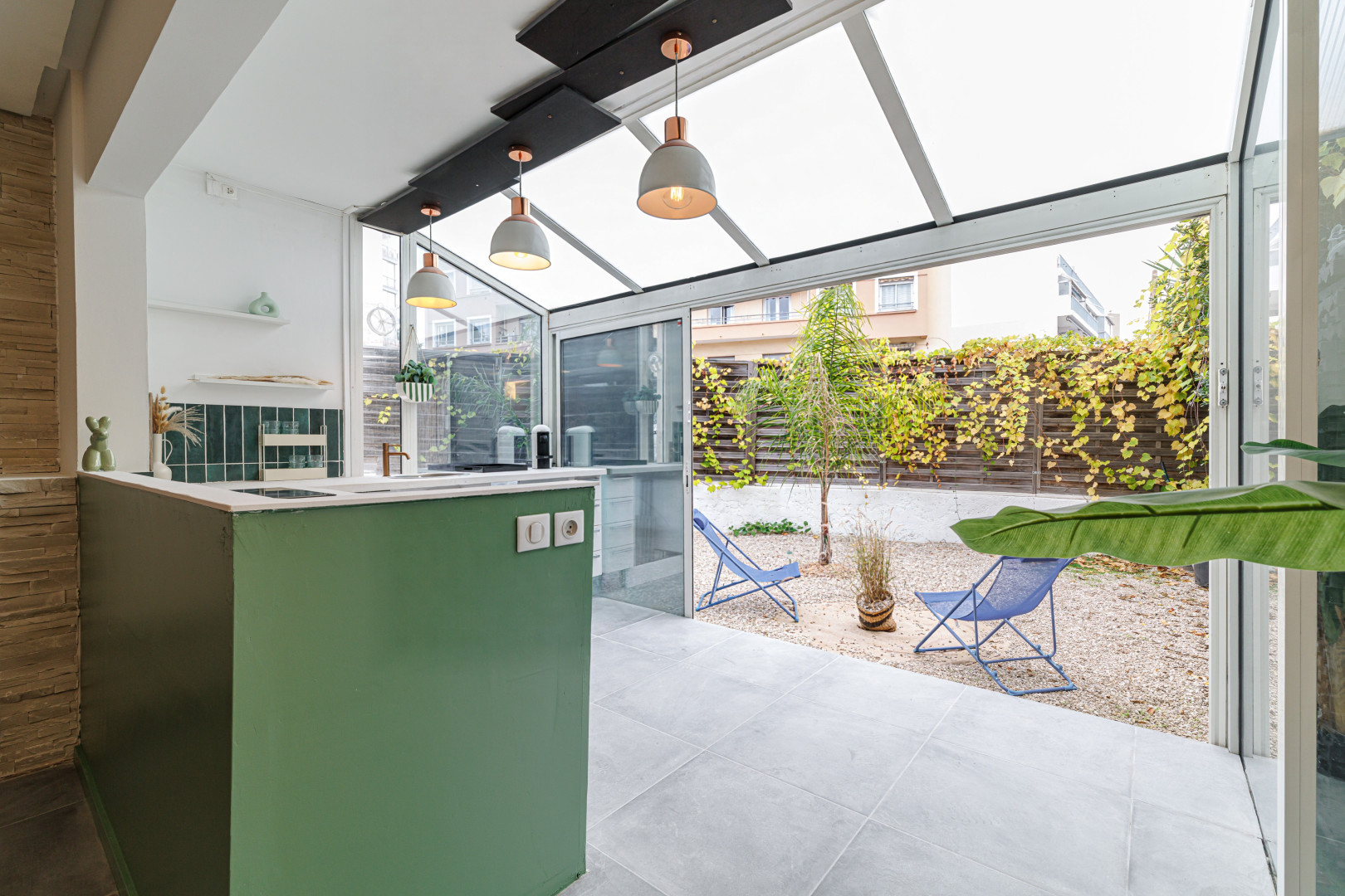 
                                                Vente
                                                 .