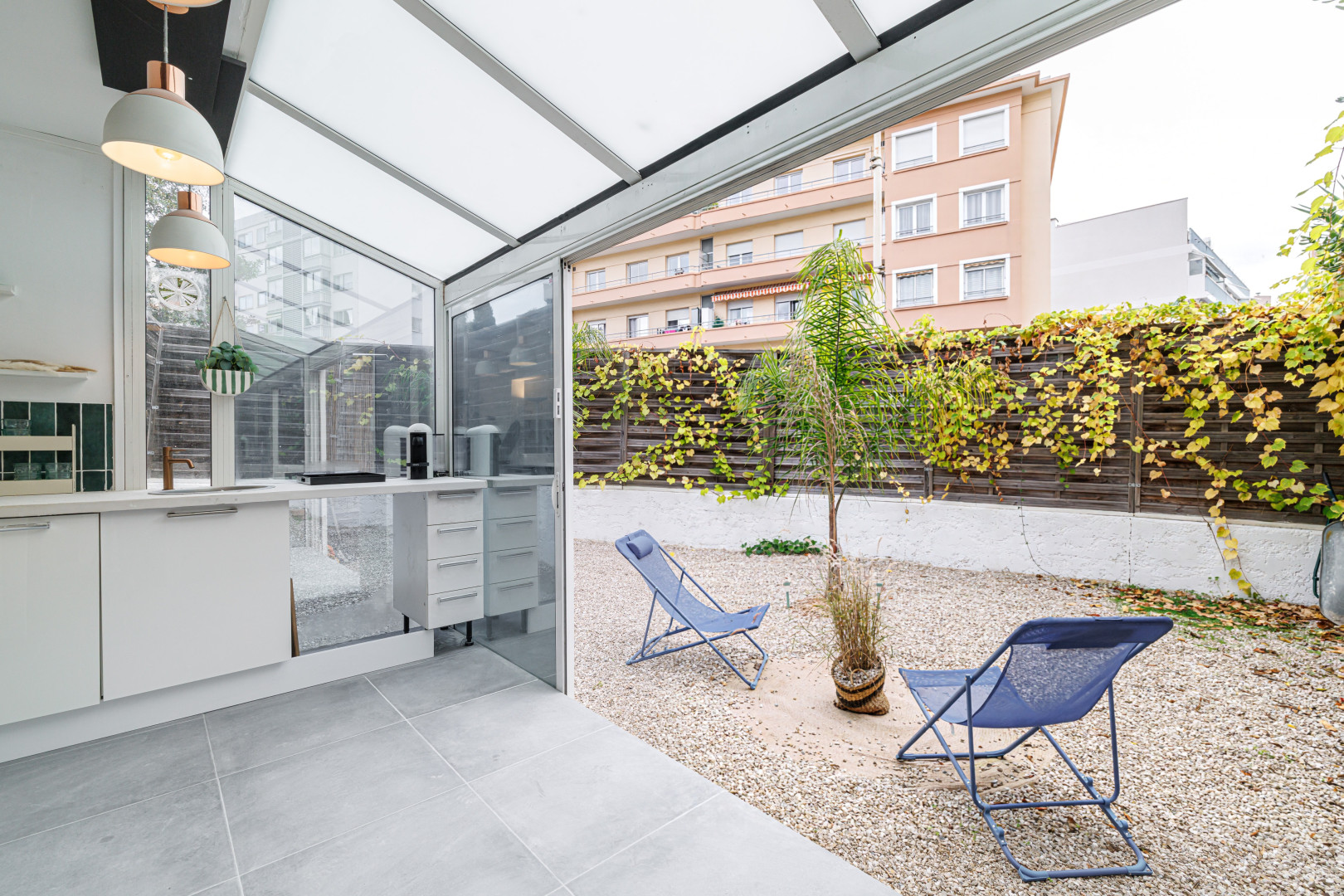 
                                                Vente
                                                 .