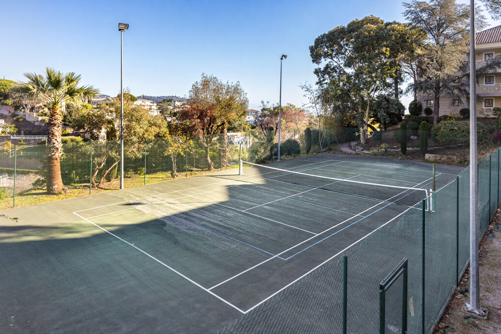 
                                                Vente
                                                 .