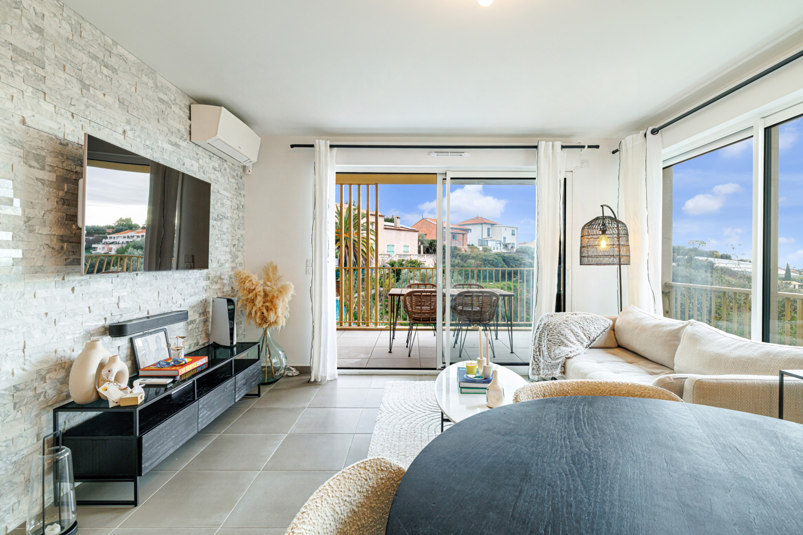 
                                                Vente
                                                 .