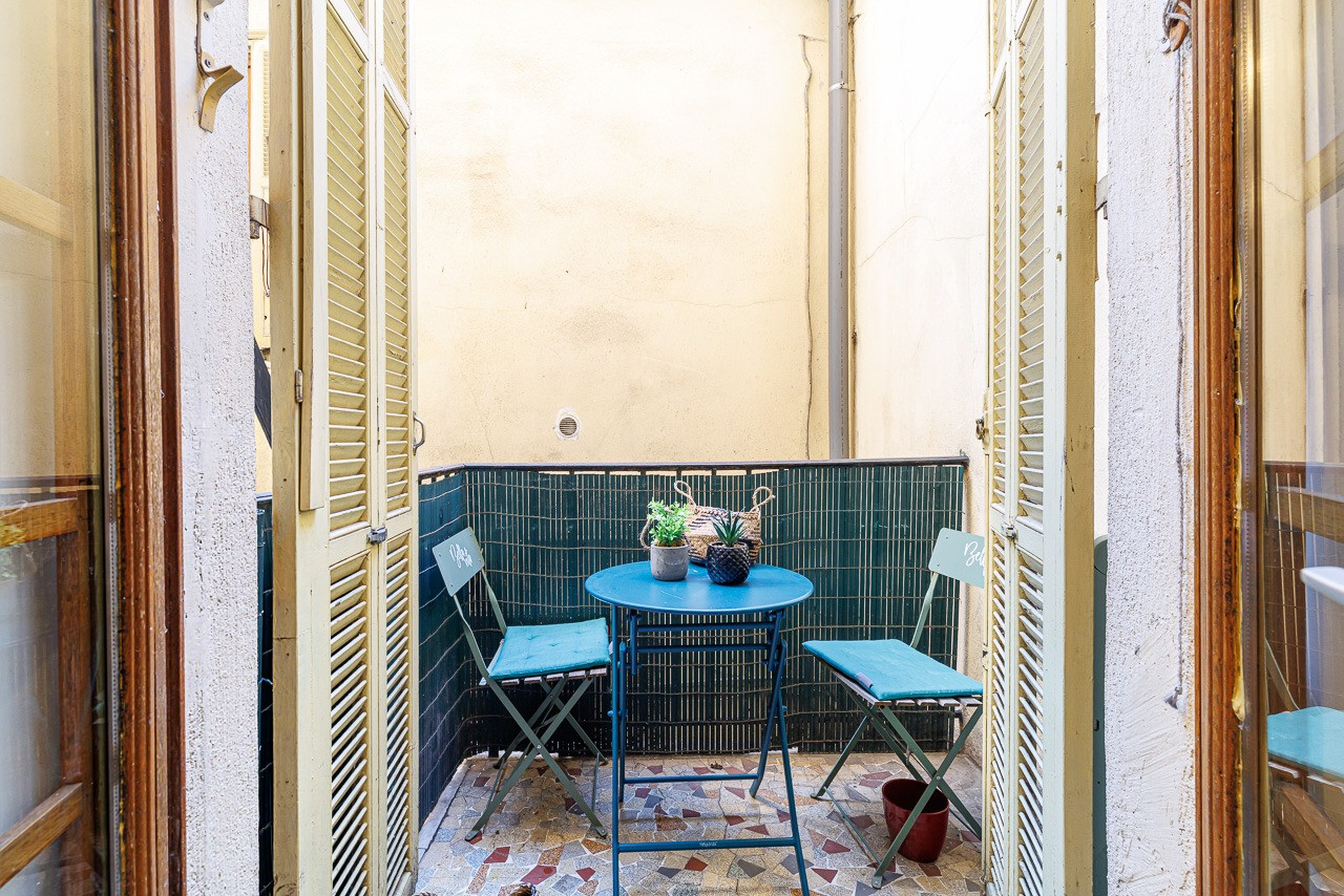 
                                                Vente
                                                 .