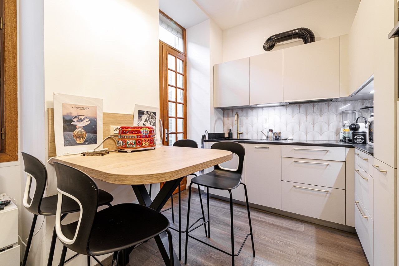 
                                                Vente
                                                 .