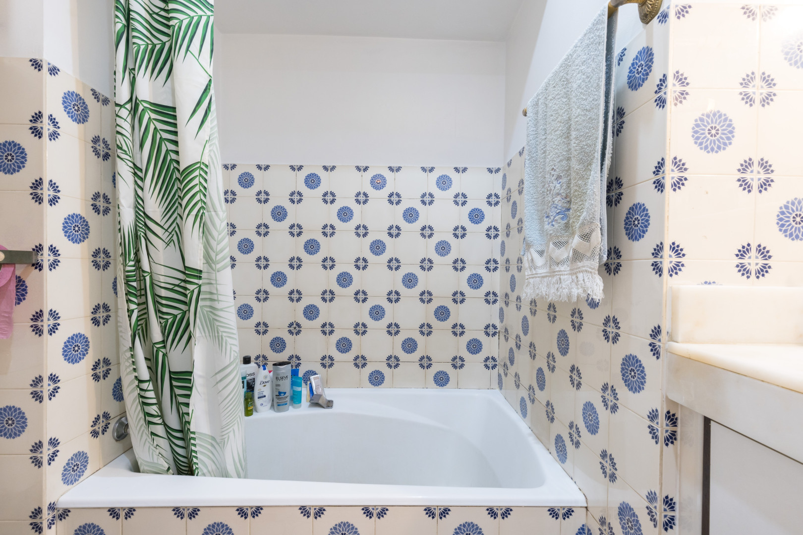 
                                                Location
                                                 .