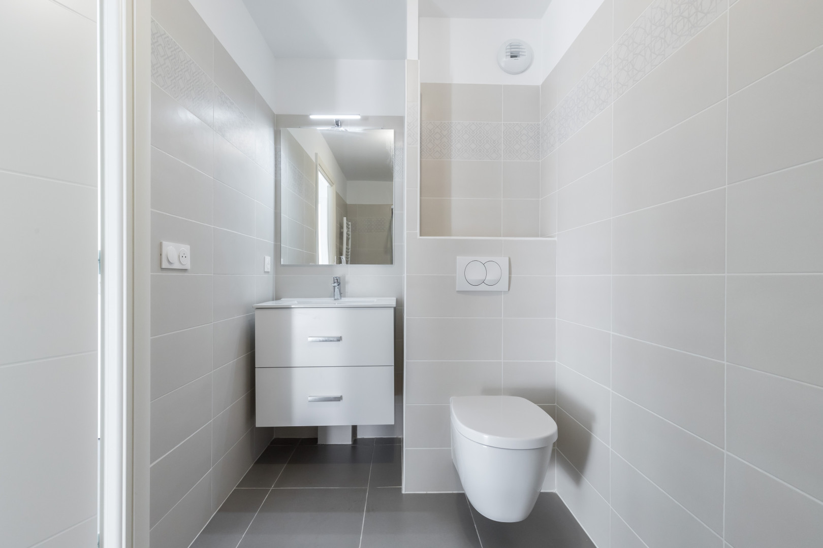 
                                                Vente
                                                 .