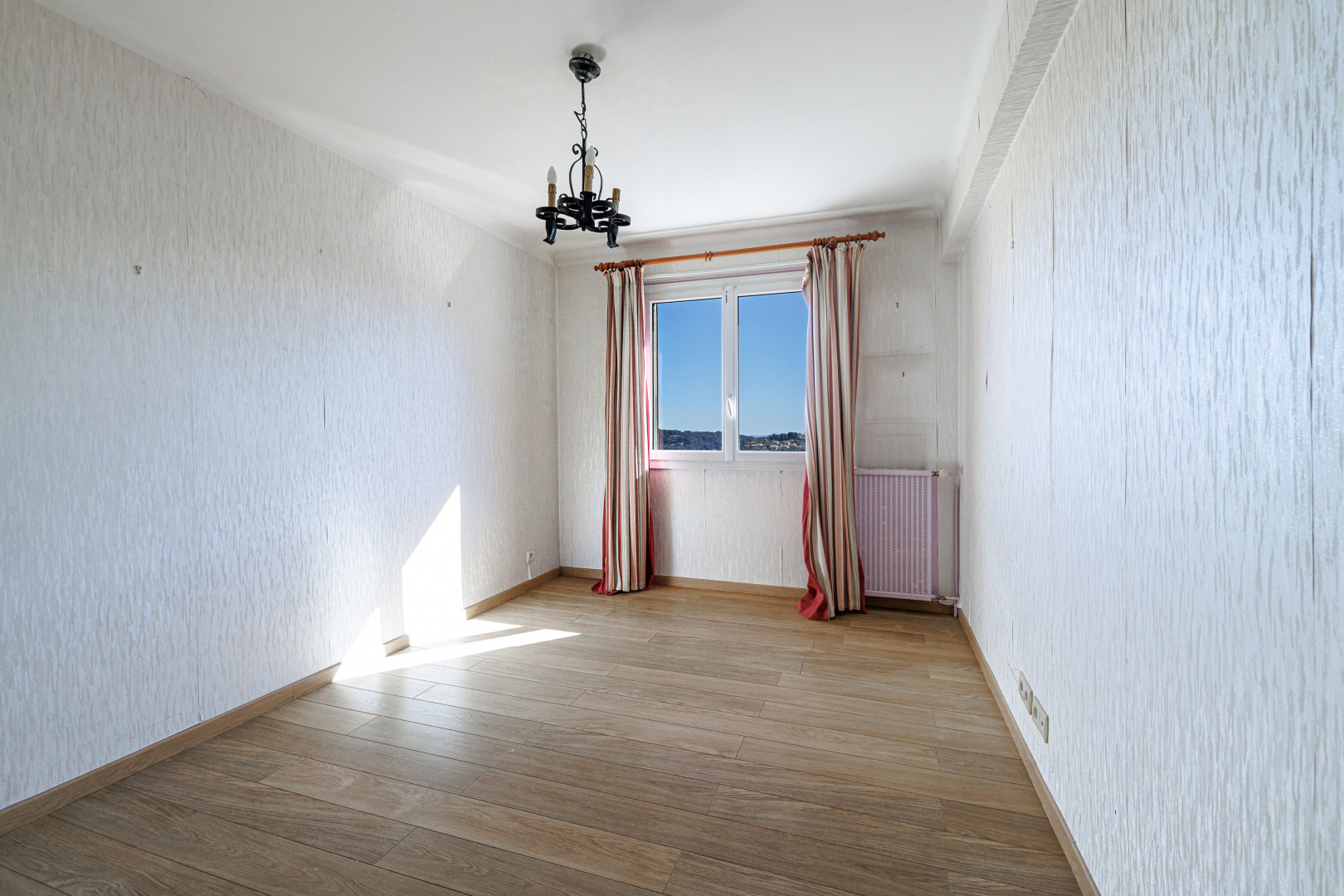 
                                                Vente
                                                 .