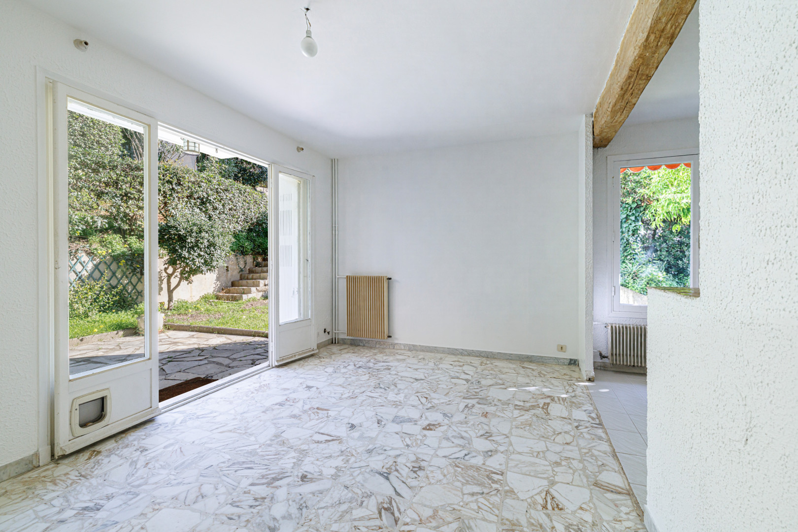 
                                                Vente
                                                 .