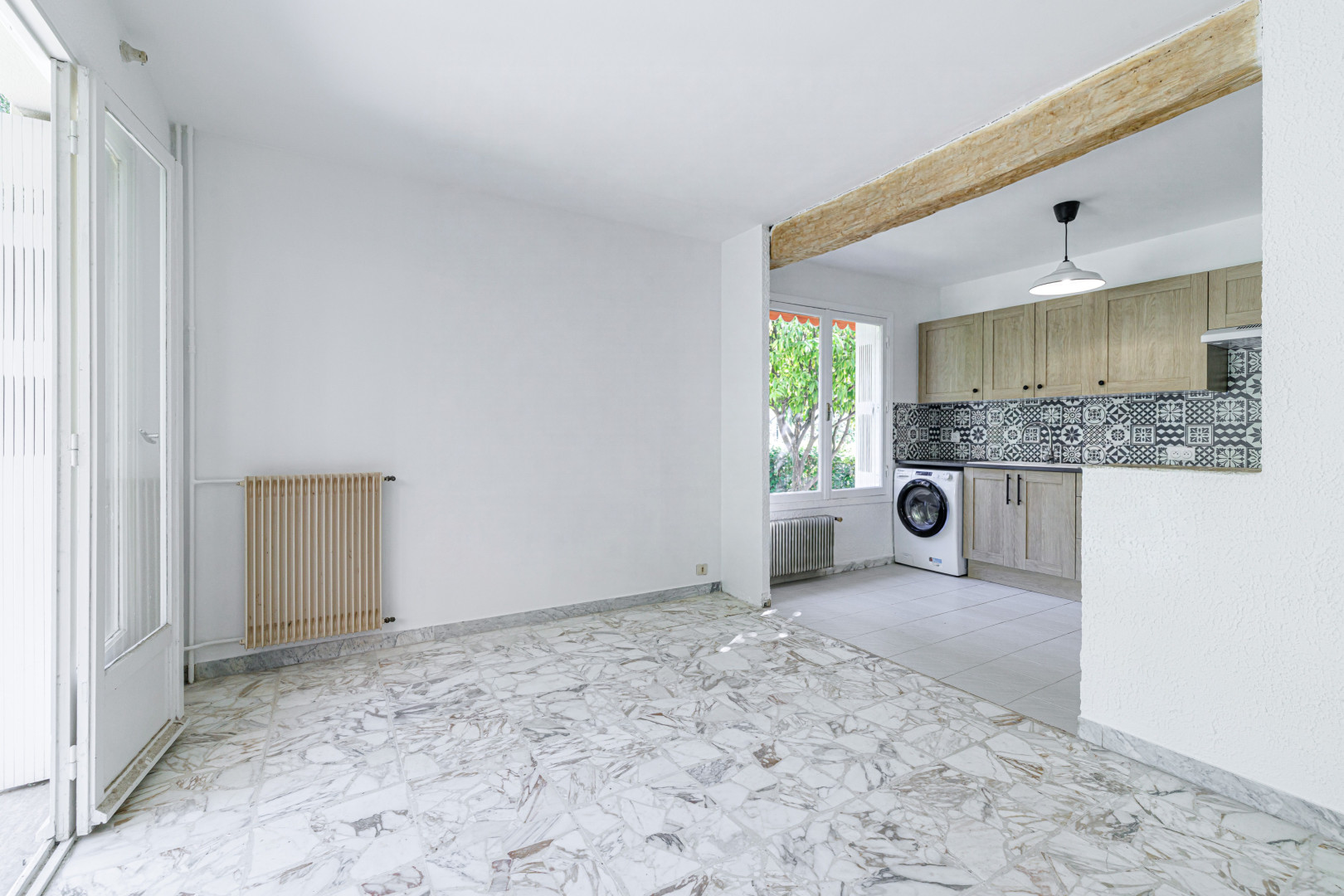 
                                                Vente
                                                 .