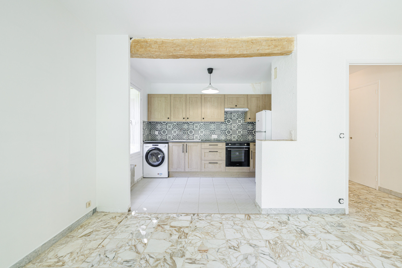 
                                                Vente
                                                 .