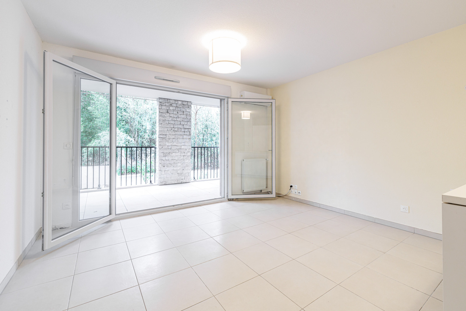 
                                                Vente
                                                 .