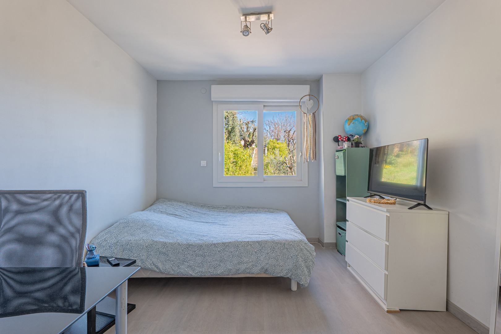 
                                                Vente
                                                 .