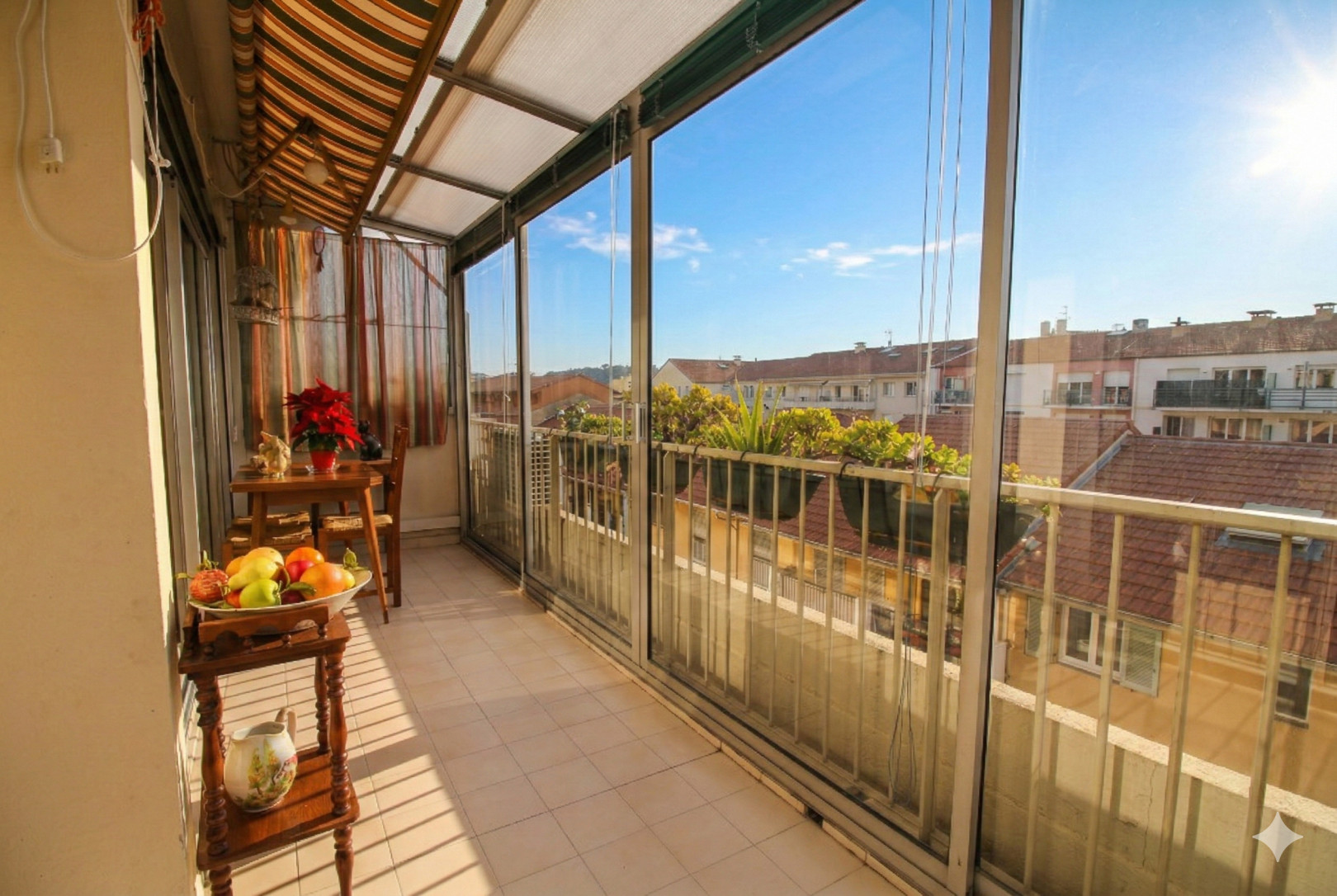 
                                                Vente
                                                 .