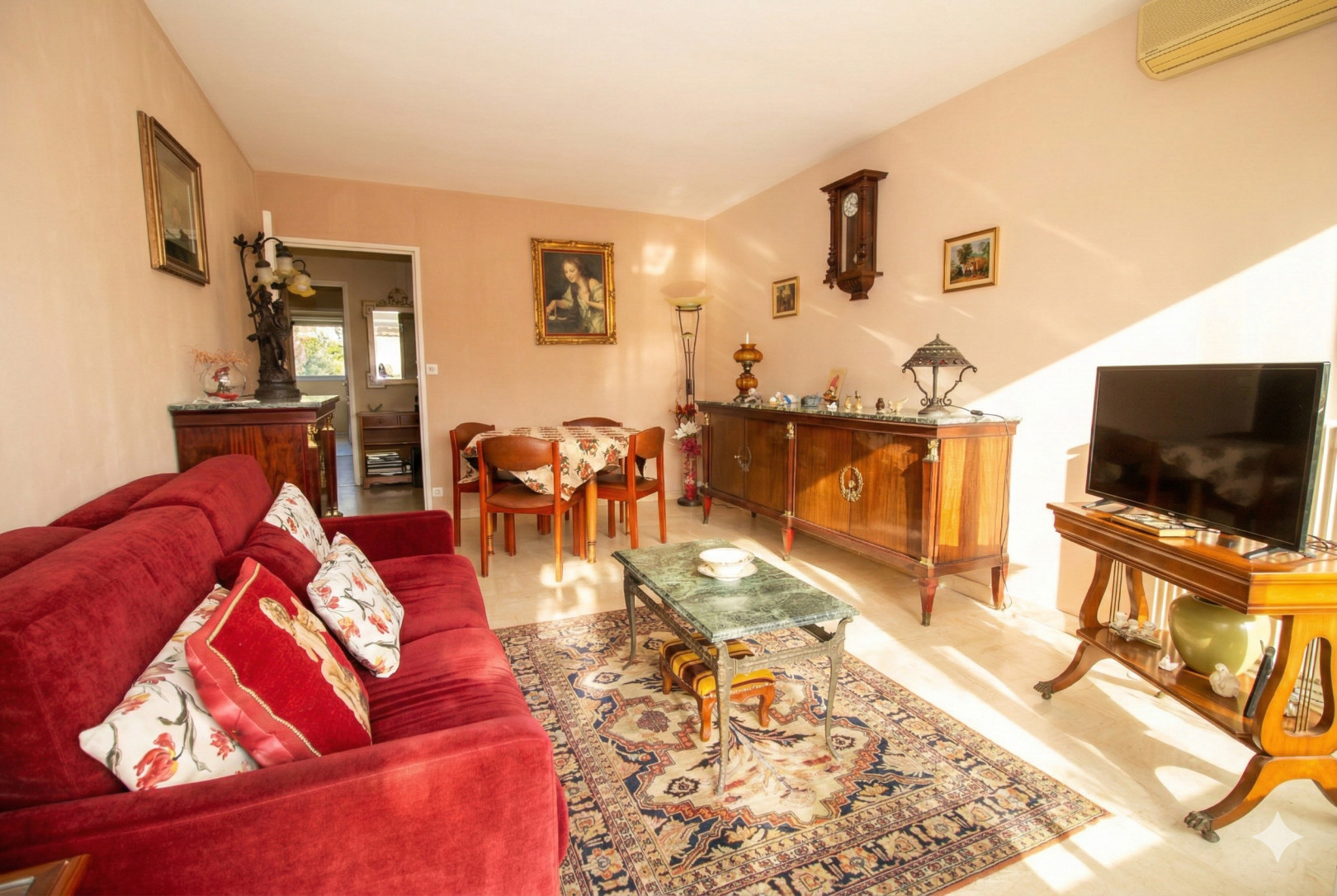 
                                                Vente
                                                 .