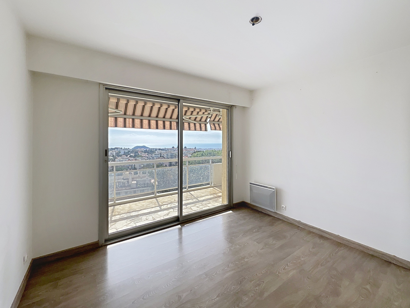 
                                                Location
                                                 .