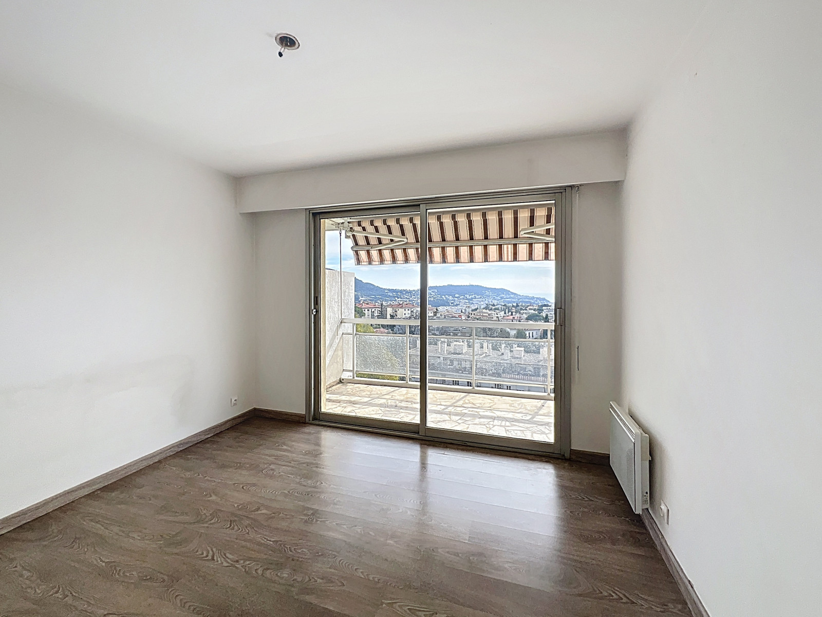 
                                                Location
                                                 .